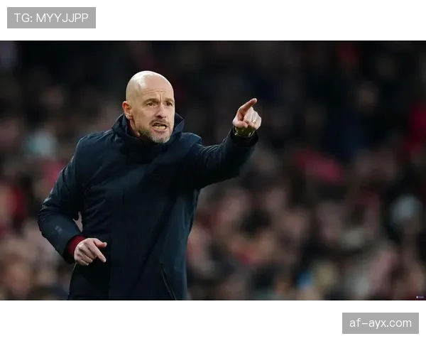 滕哈赫压迫体系解析：高位逼抢与防线协同的战术逻辑