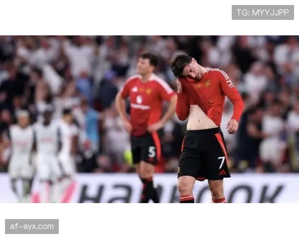 曼联更衣室矛盾问题再度显现,对球队下半程稳定性形成潜在考验 曼联更衣室矛盾问题再度显现,对球队下半程稳定性形成潜在考验